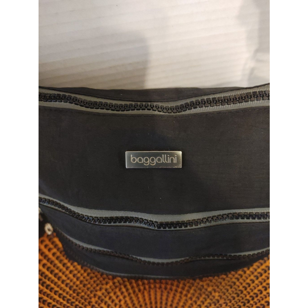 Baggallini - Picture 2 of 4